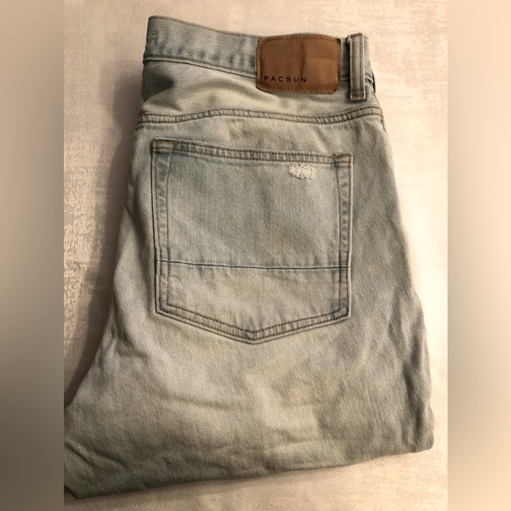 PACSUN MENS DISTRESSED JEANS